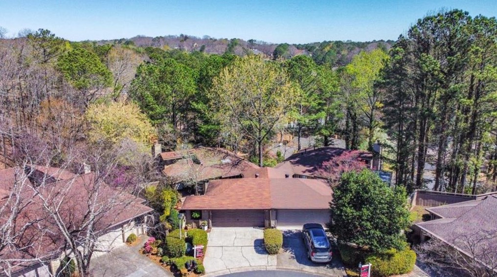 535 Putters Ct, Alpharetta GA  30022-5367 exterior