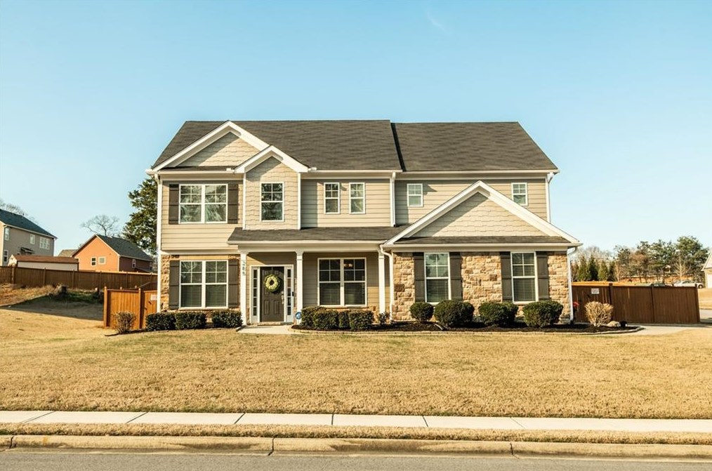 285 Paces Dr, Lithia Springs, GA 30122