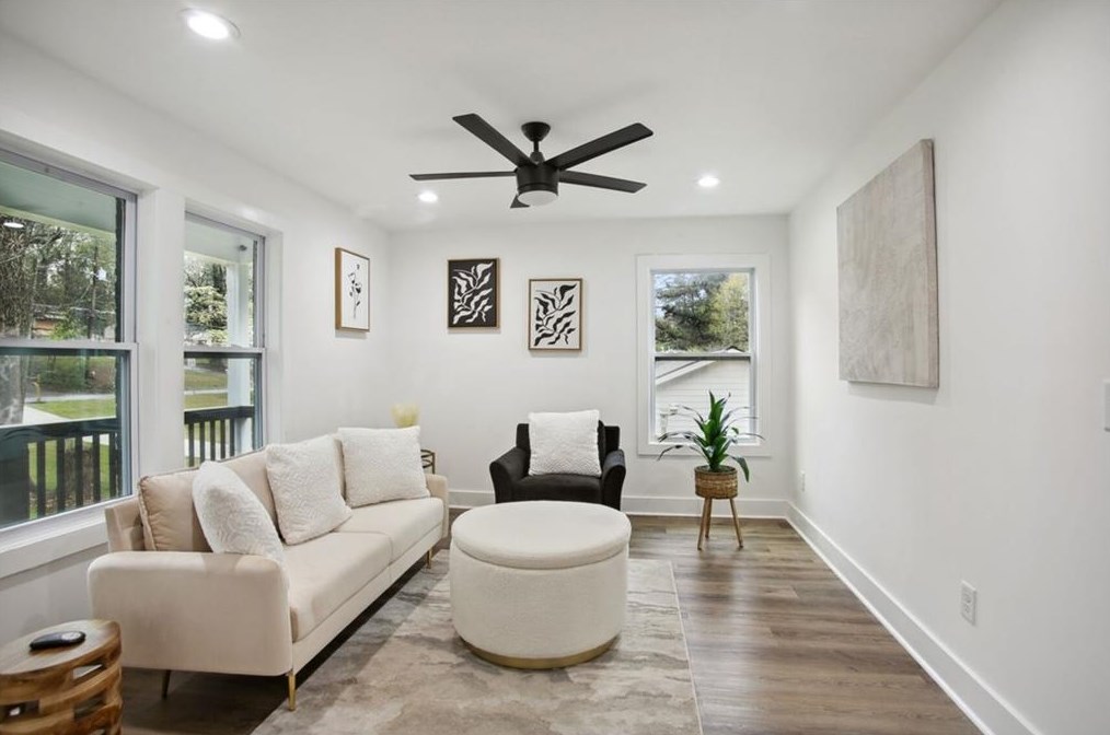 1375 Alverado Way, Decatur GA  30032-2927 exterior