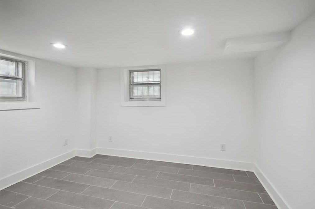 1375 Alverado Way, Decatur GA  30032-2927 exterior