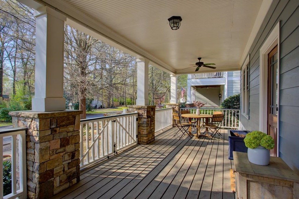 2592 Old Roswell Rd, Smyrna GA  30080-2112 exterior