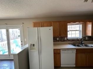 411 Emerald Pines Dr, Dallas GA  30157-8551 exterior