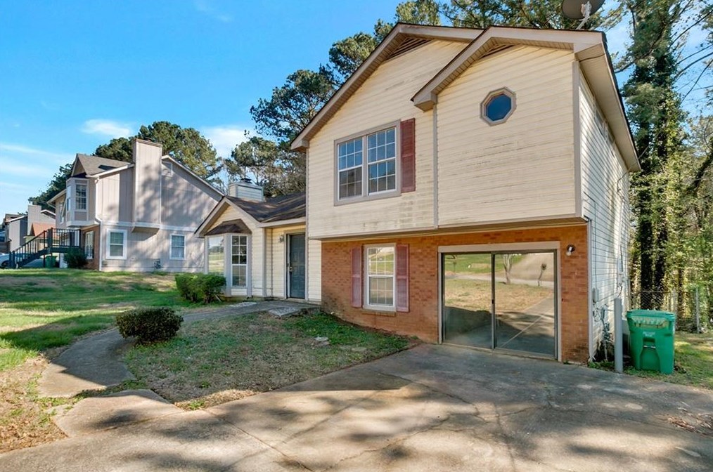 2457 Corner Shoals Dr, Decatur, GA 30034-1224