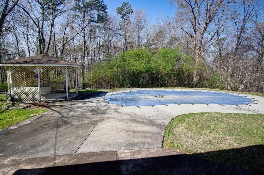 144 Devonwood Dr, Calhoun GA  30701-2026 exterior