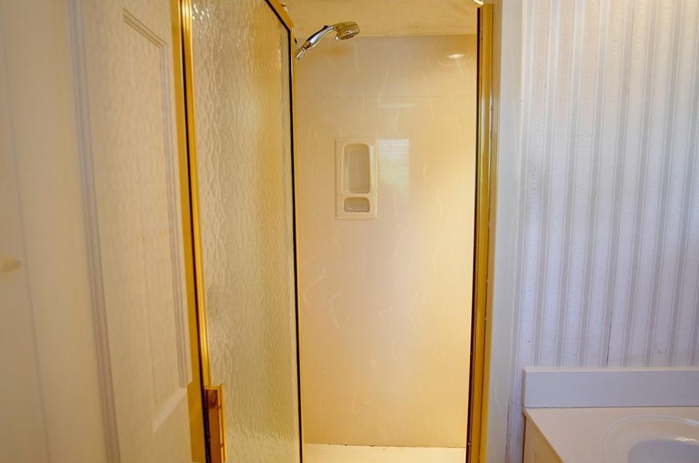 144 Devonwood Dr, Calhoun GA  30701-2026 exterior