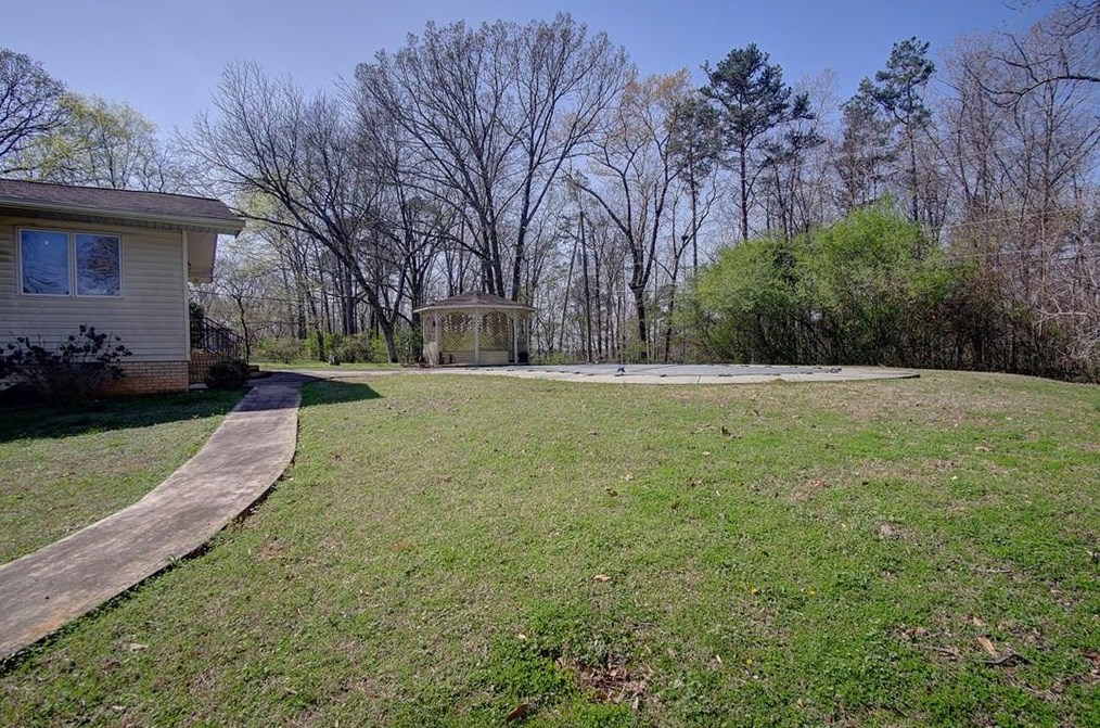 144 Devonwood Dr, Calhoun GA  30701-2026 exterior