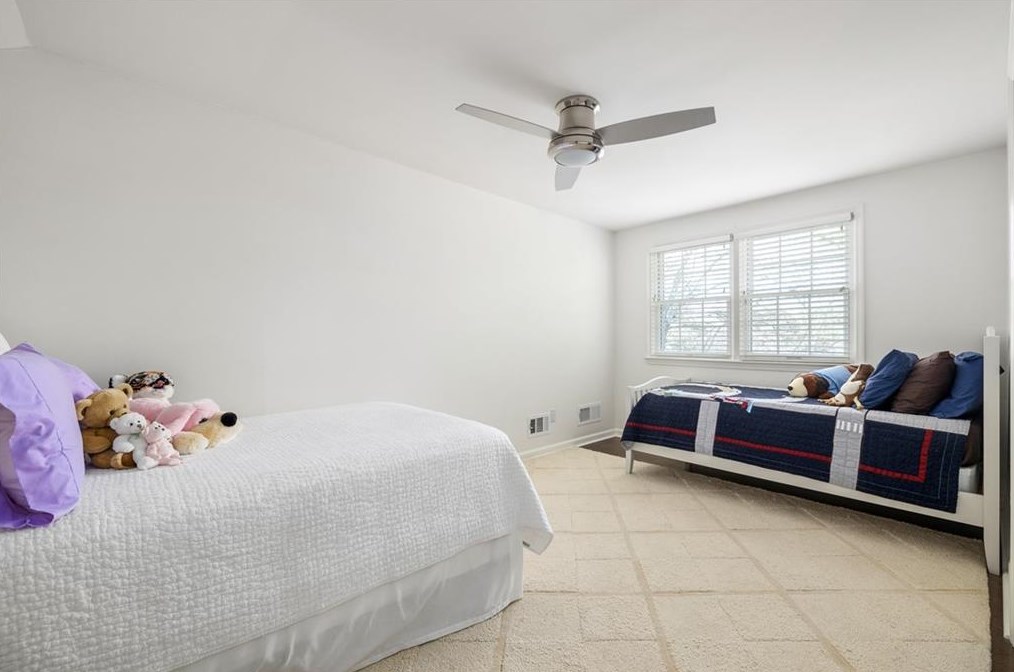 2828 Delcourt Dr, Decatur GA  30033-2440 exterior