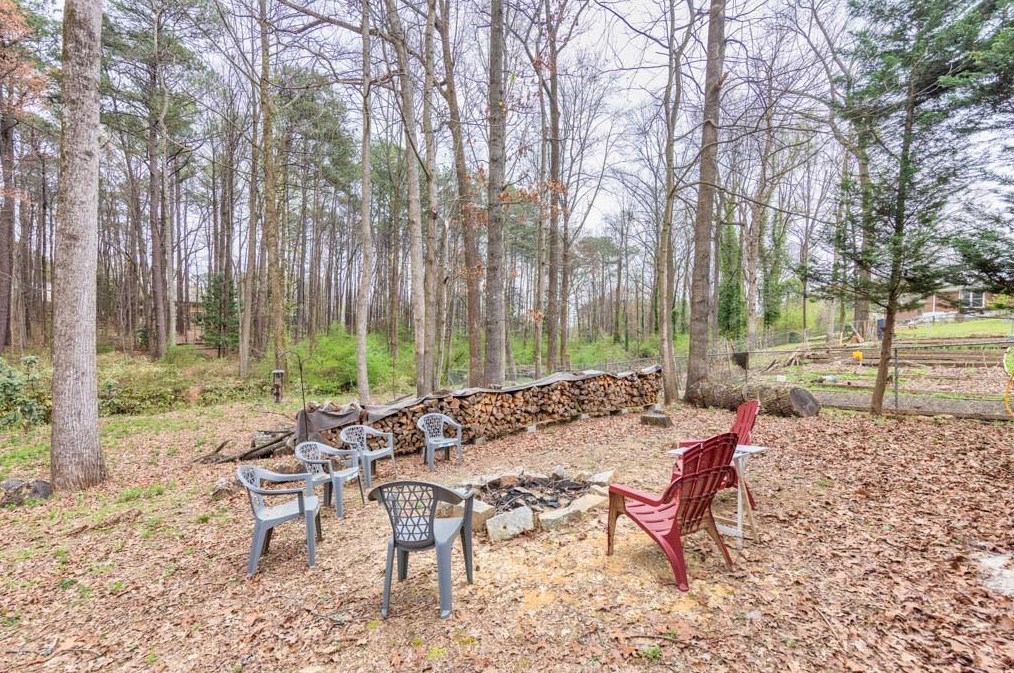 709 Glochester Pl, Norcross GA  30071-3014 exterior