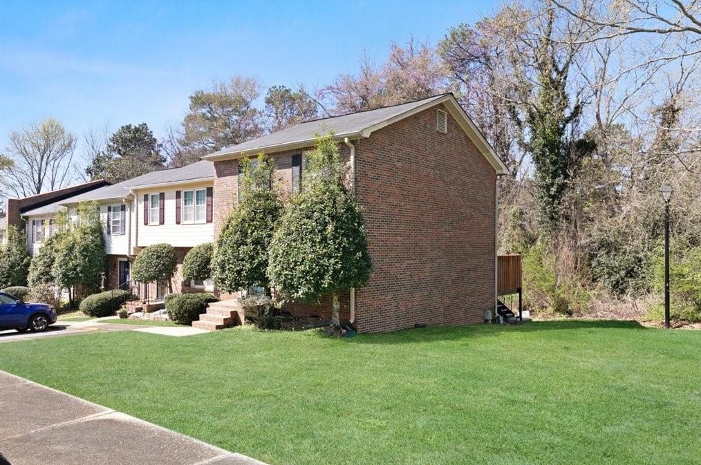 153 Glen Acres Ct, Decatur GA  30035-1625 exterior