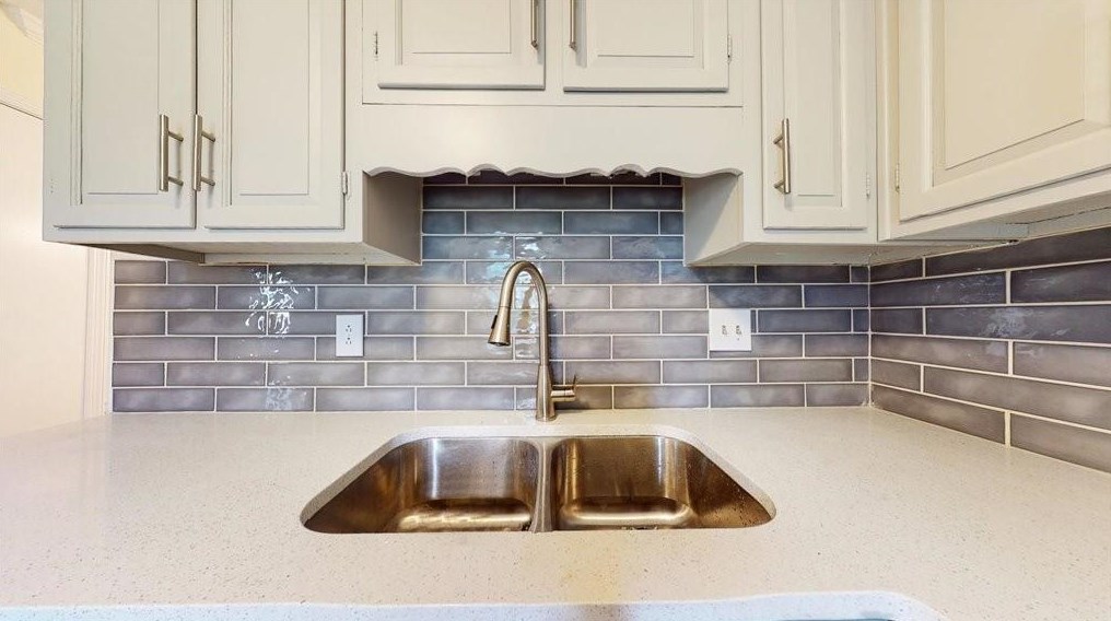 153 Glen Acres Ct, Decatur GA  30035-1625 exterior