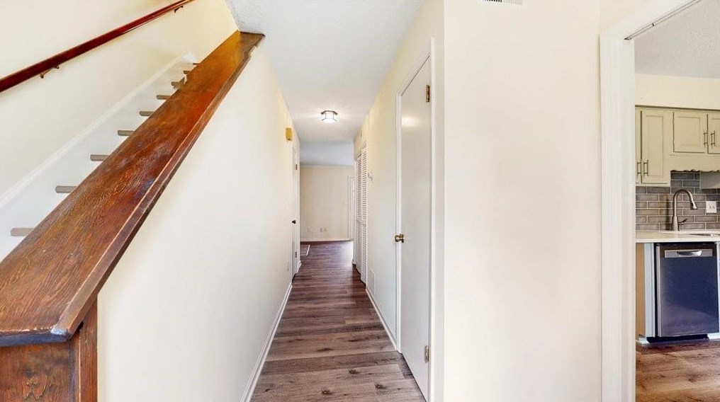 153 Glen Acres Ct, Decatur GA  30035-1625 exterior