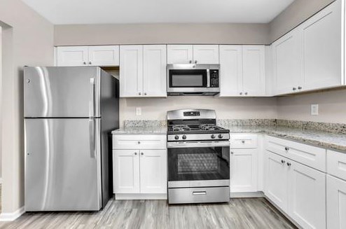 2520 Shoals Ter, Decatur GA  30034-1227 exterior