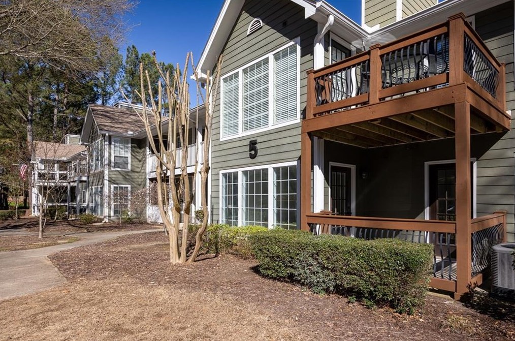 508 Berkeley Woods Dr, Duluth, GA 30096