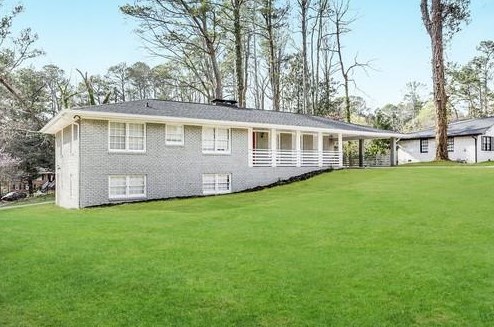 5951 Meadowbrook Dr, Norcross, GA 30093