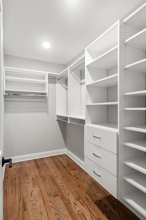 250 Lake Dr, Decatur GA  30030-3526 exterior