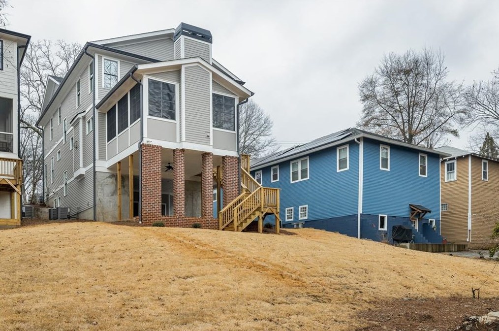 250 Lake Dr, Decatur GA  30030-3526 exterior