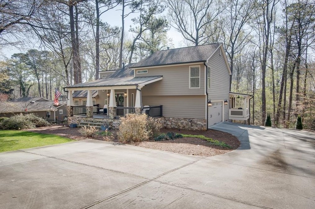 5095 Nesbit Ferry Ln, Atlanta, GA 30350-1170