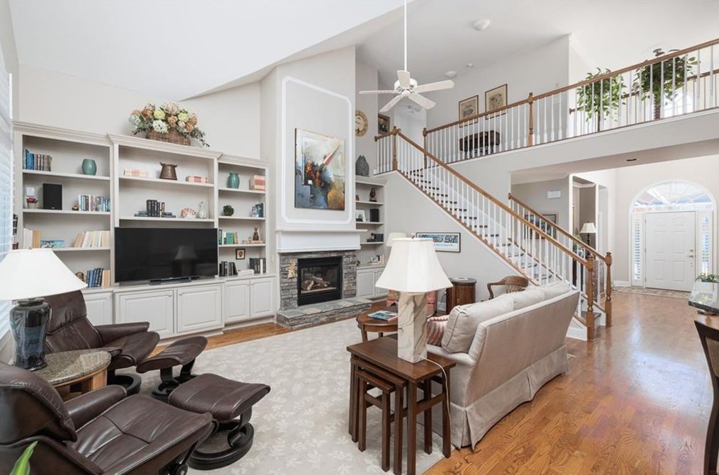 1567 Reserve Cir, Decatur GA  30033-1538 exterior