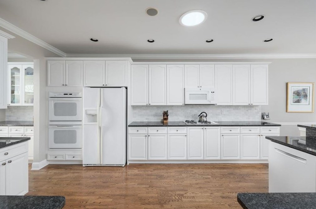 1567 Reserve Cir, Decatur GA  30033-1538 exterior