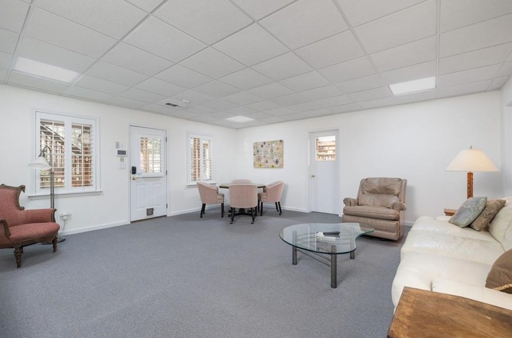 1567 Reserve Cir, Decatur GA  30033-1538 exterior