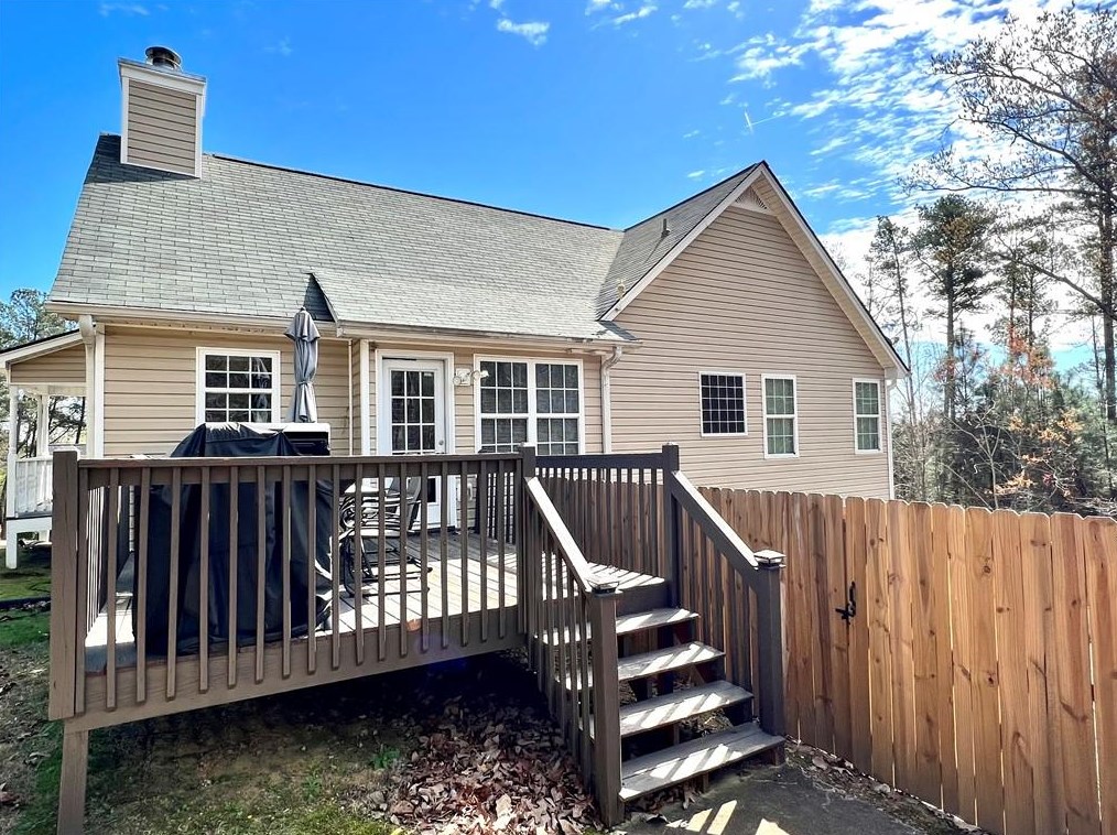 134 Levi St, Calhoun GA  30701-8017 exterior