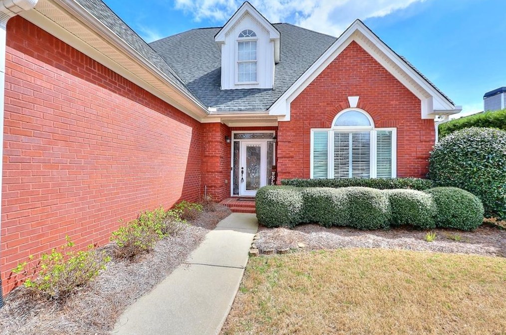 846 Windsor Pl Ct, Grayson, GA 30017