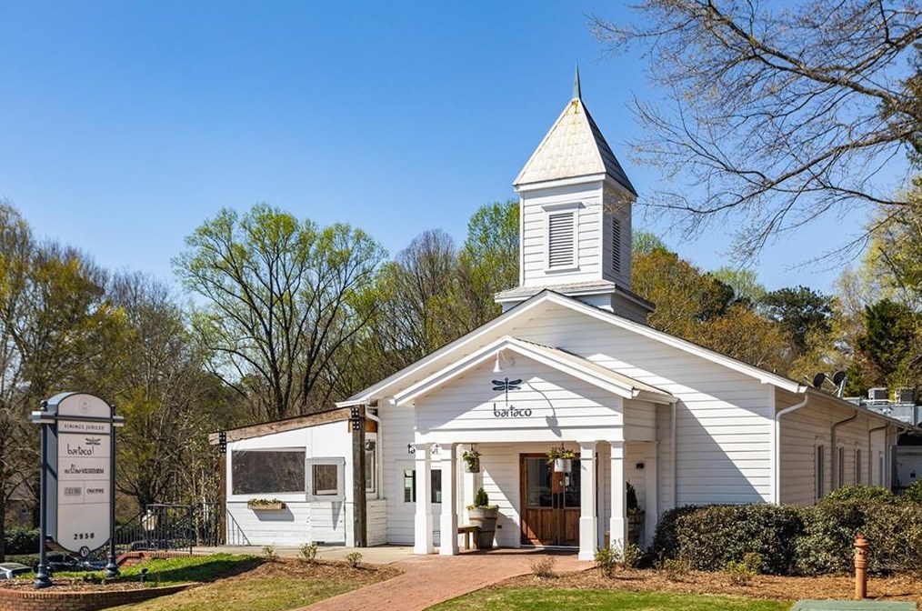 3004 Vinings Ferry Dr, Atlanta GA  30339-4300 exterior