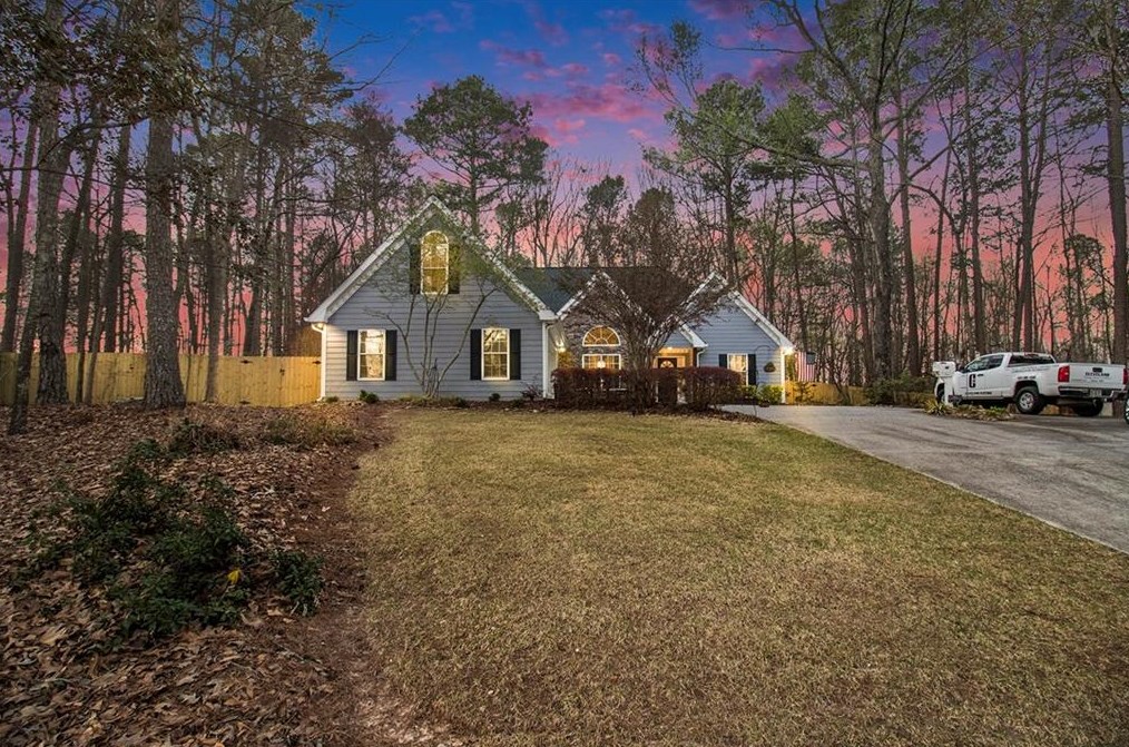 80 Herring Rd, Grayson, GA 30017-1316