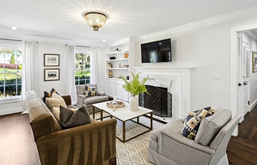 6230 Mountain Brook Way, Atlanta GA  30328-3610 exterior