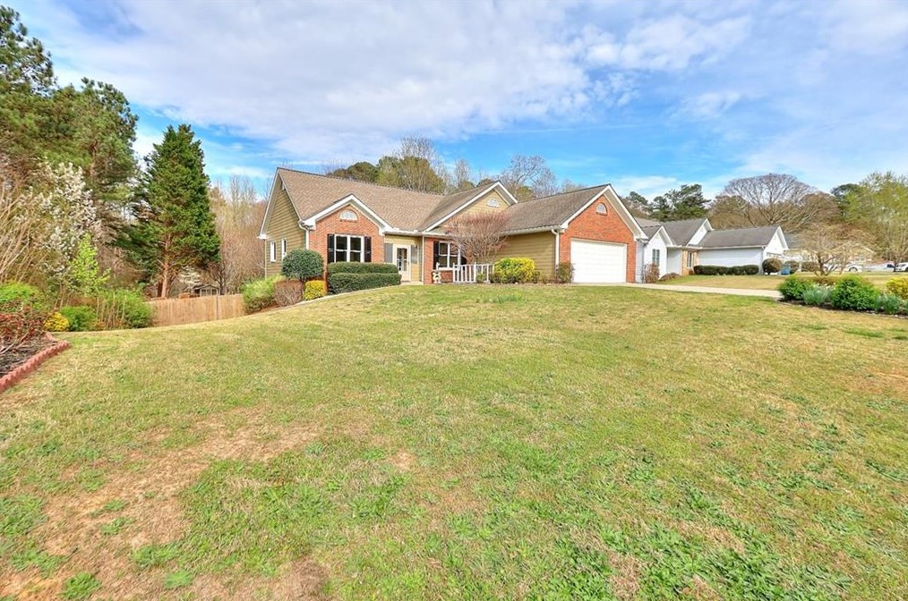 2867 Evonshire Ln, Dacula, GA 30019-4609