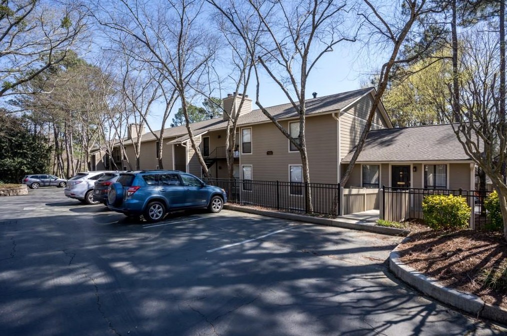 712 River Mill Cir, Roswell, GA 30075
