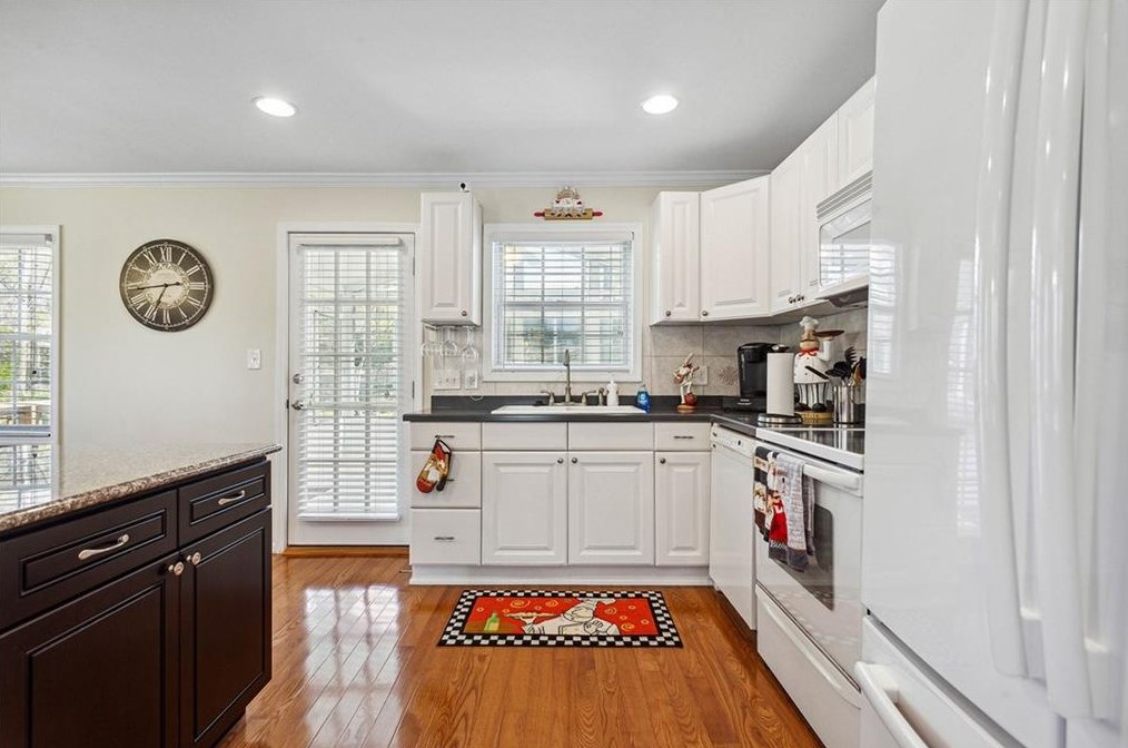 4137 Antler Trl, Smyrna GA  30082-3901 exterior