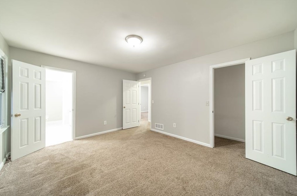 121 Ison Woods Ct, Griffin GA  30224-8911 exterior
