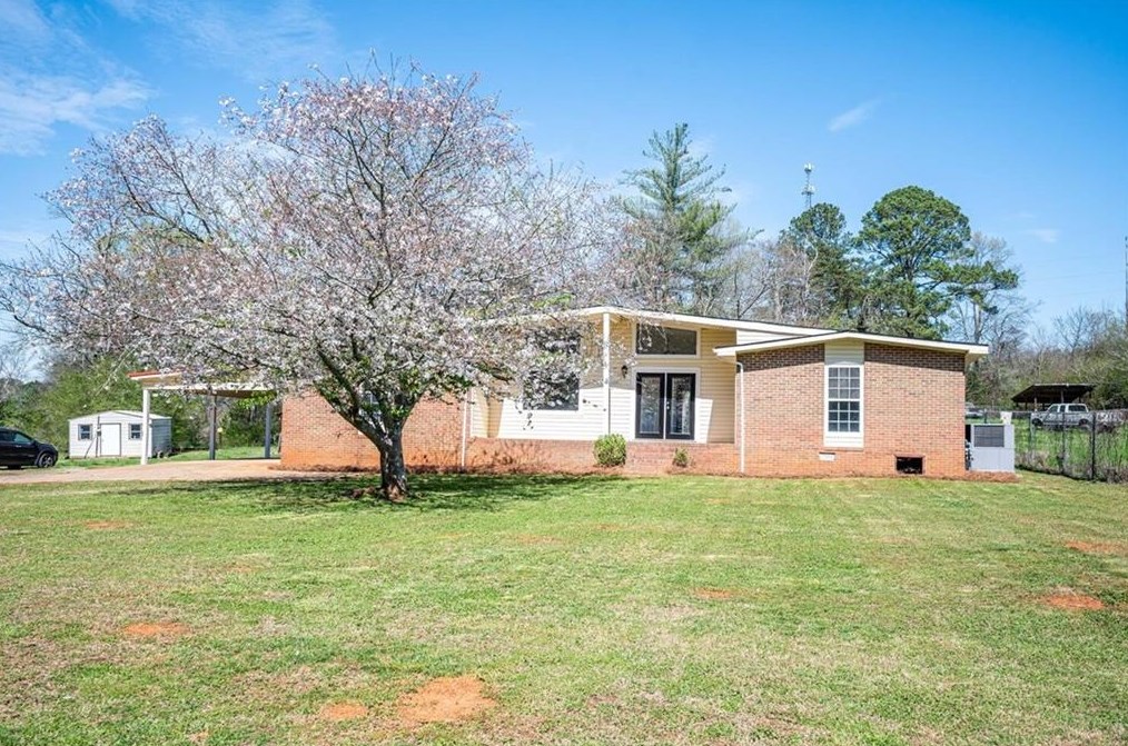 18 Old Potash Rd, Cedartown, GA 30125-5255