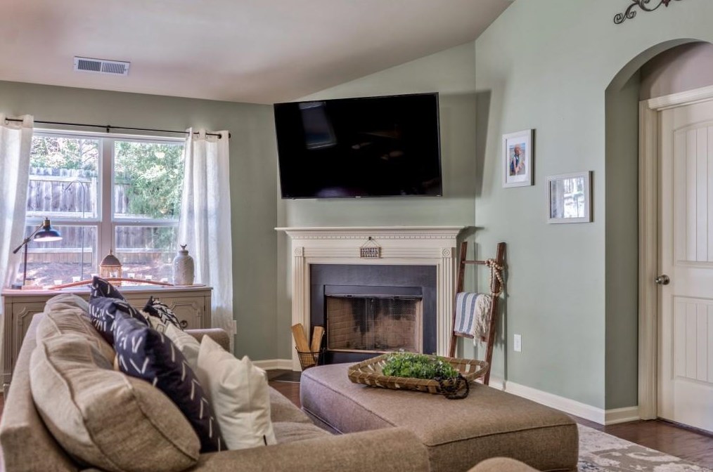 135 Renford Rd, Ball Ground, GA 30107