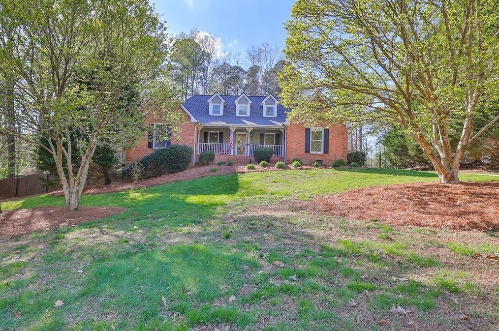 2023 Perrin Dr, Lawrenceville, GA 30043-6022