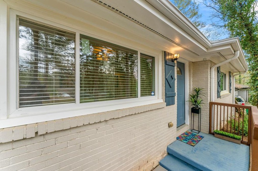 1392 Sandy Ln, Decatur GA  30032-2806 exterior