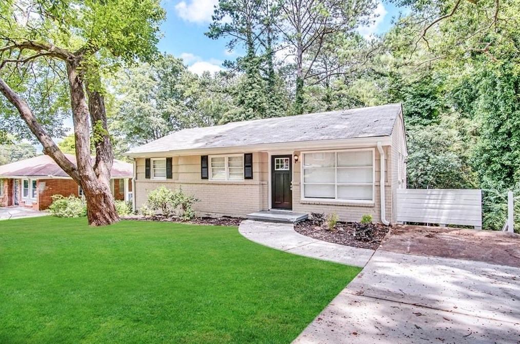 1986 Bandera Dr, Decatur GA  30032-7016 exterior