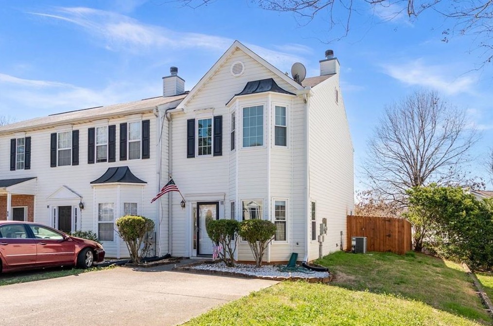 30 Hampton Dr, Euharlee, GA 30121-4268