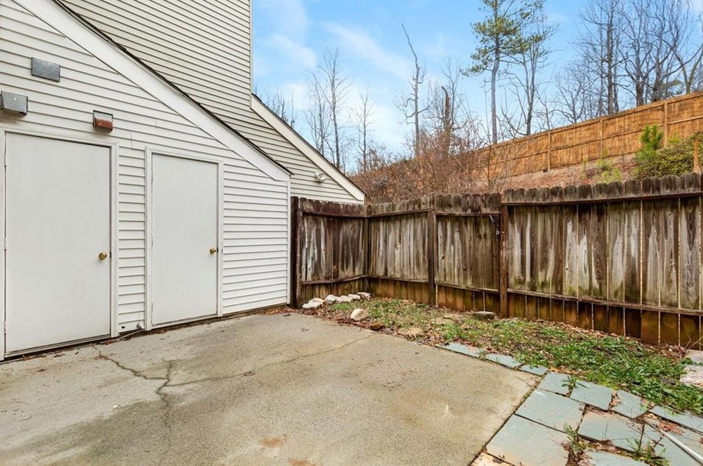 3994 Wolcott Cir, Atlanta GA  30340-4245 exterior