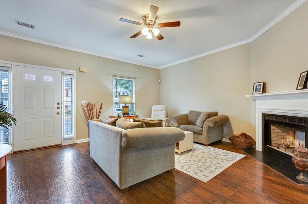 3994 Wolcott Cir, Atlanta GA  30340-4245 exterior