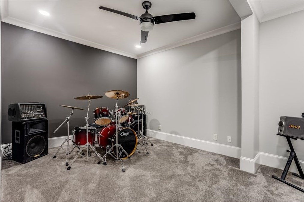 1238 Basnett Dr, Alpharetta GA  30004-0882 exterior