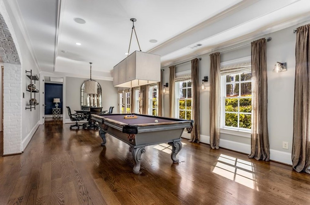 1238 Basnett Dr, Alpharetta GA  30004-0882 exterior