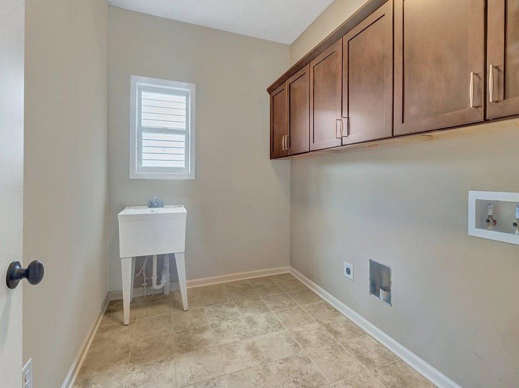 3056 Nichols St, Smyrna GA  30080-4483 exterior