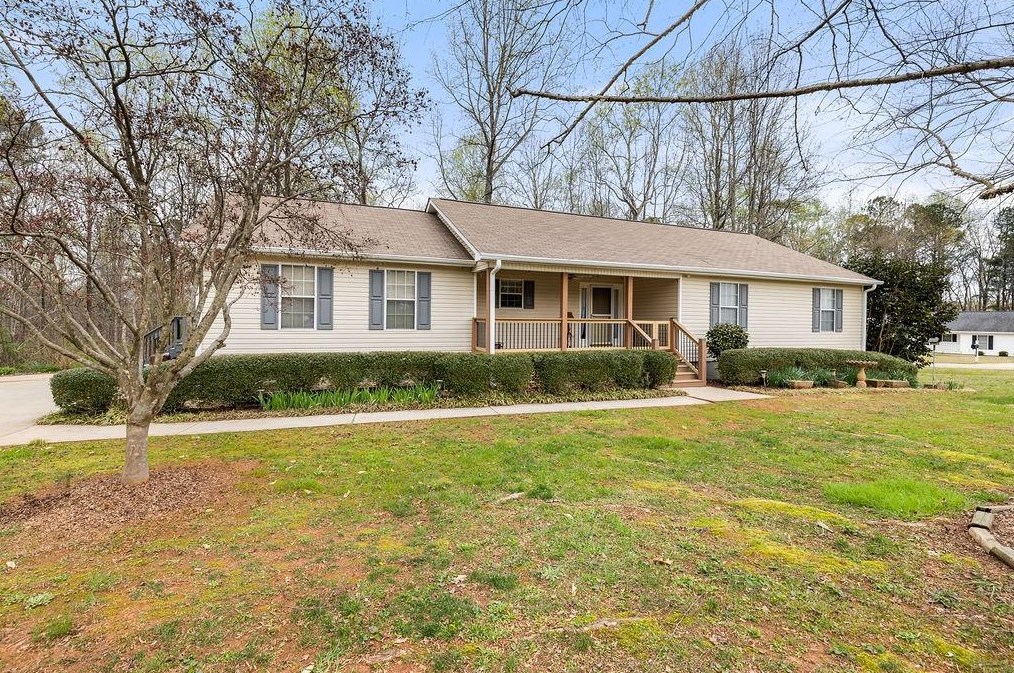 4604 Primrose Dr, Braselton, GA 30517