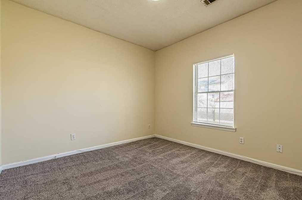 3728 Riverside Pkwy, Decatur GA  30034-4719 exterior