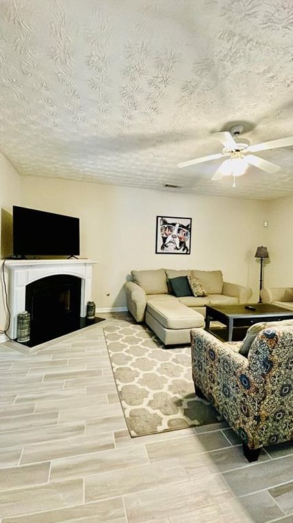 1503 Paramount Ln, Buford, GA 30518