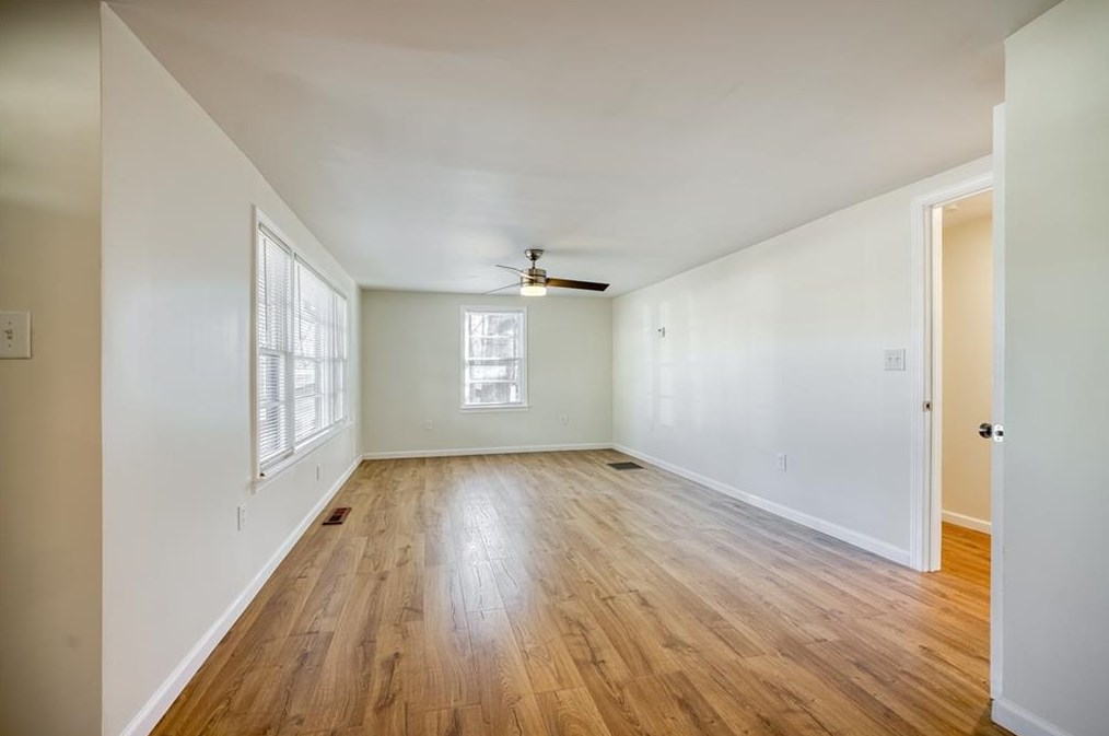 1106 Veal St Sw, Conyers, GA 30012