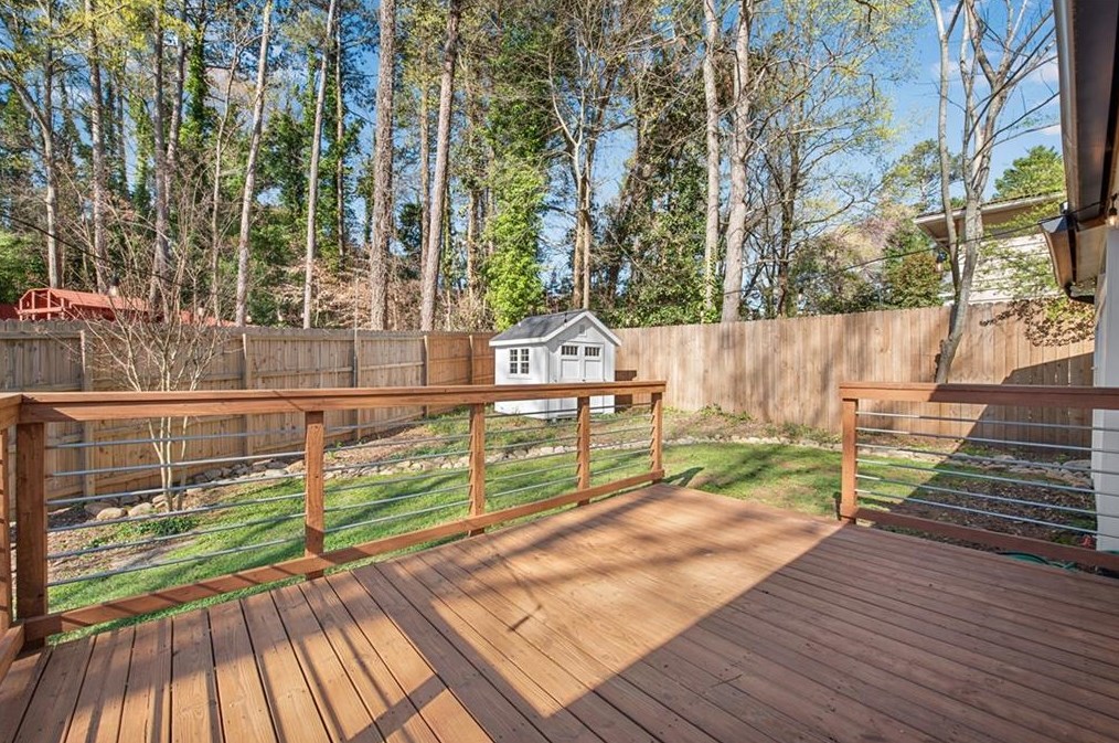 1240 Robinwood Rd, Decatur GA  30033-3207 exterior