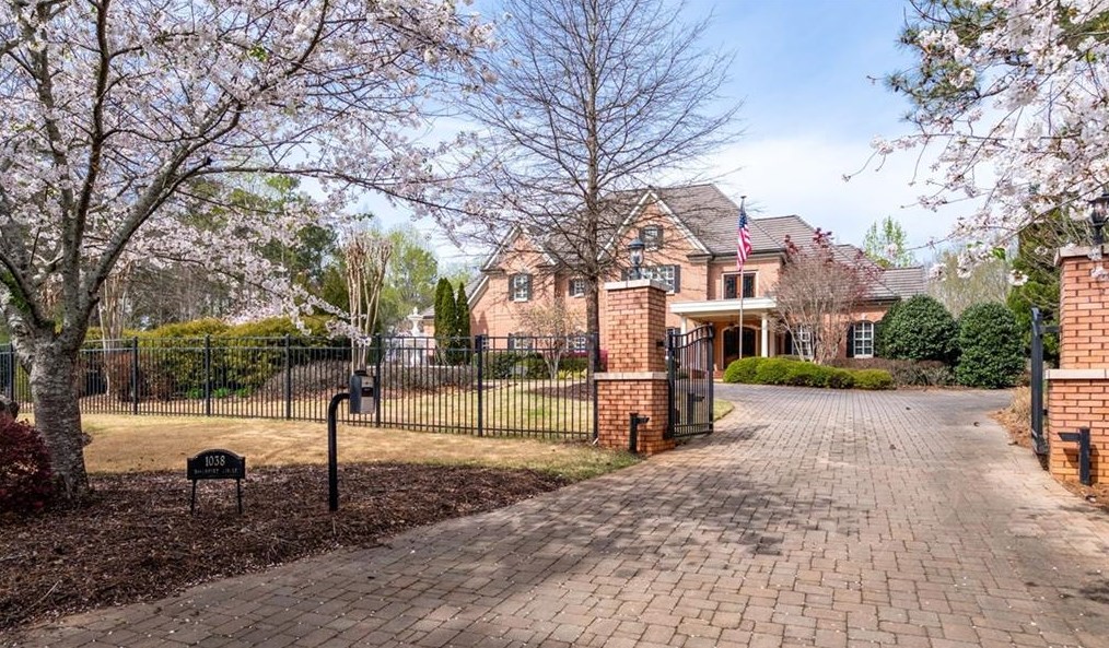 1038 Davenport Cir, Powder Springs, GA 30127-4213